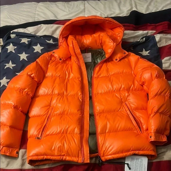 (SALE)【美品】MONCLER オレンジ フード付き Moncler womens Down Jacket, 3, Orange - Walmart.com